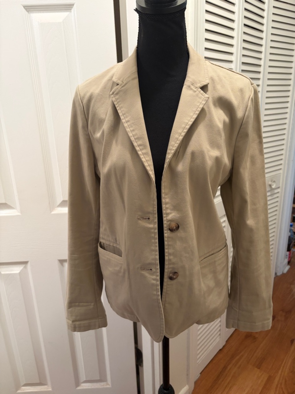 Tommy Hilfiger Women's Tan  Blazer Jacket